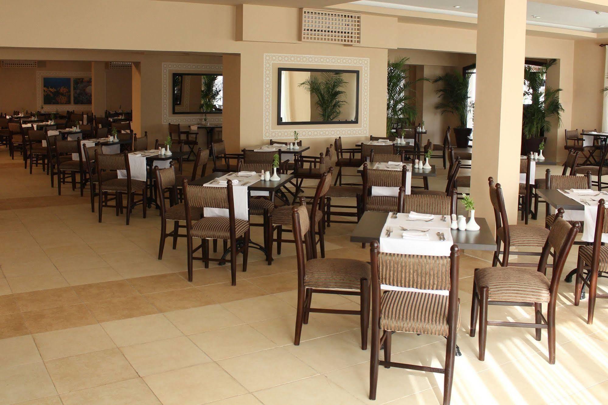 Jaz Neo Naama Bay Hotel Sharm el-Sheikh Bagian luar foto